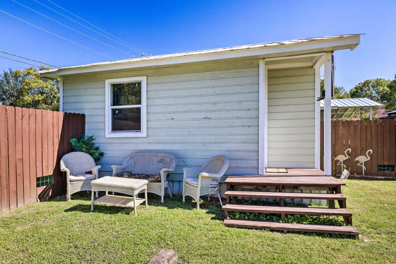 Flirty Flamingo Studio 1 Mi To Canyon Lake Exterior photo